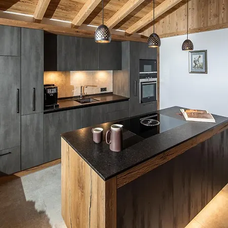 Bergsuite Pfaffenebner Lägenhet